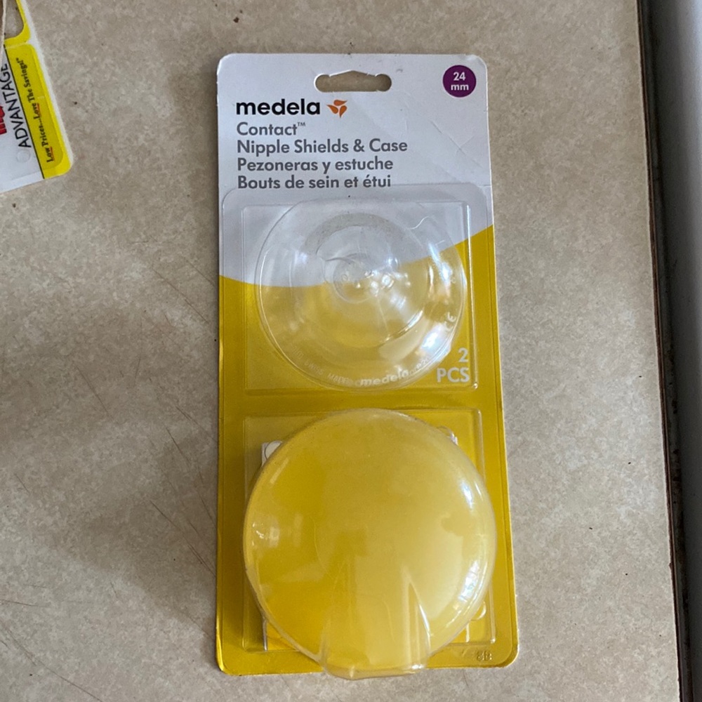 Mésela nipple shields and case